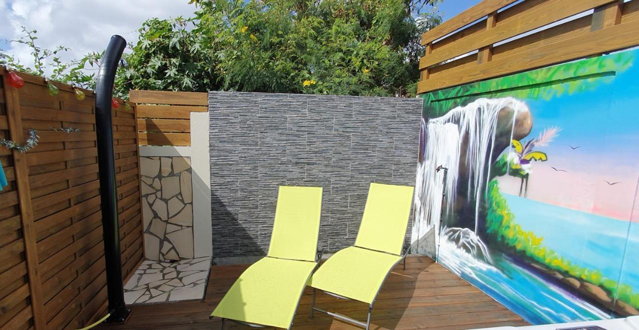 "Chez Claudia "Charmant Logement Avec Jacuzzi Privatif En Toute Intimite Sur Belle Terrasse Exterieure En Bois Et Piscine Courcelles المظهر الخارجي الصورة