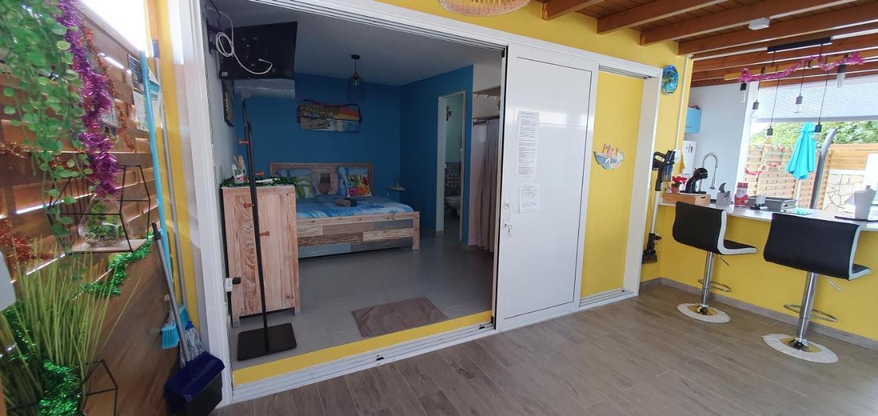 "Chez Claudia "Charmant Logement Avec Jacuzzi Privatif En Toute Intimite Sur Belle Terrasse Exterieure En Bois Et Piscine Courcelles المظهر الخارجي الصورة